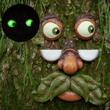 Tree Faces Decor - Outdoor Yard Art Garden Decoration - Unique Peeker for Outdoors and Indoors - Old Man Tree Hugger Art