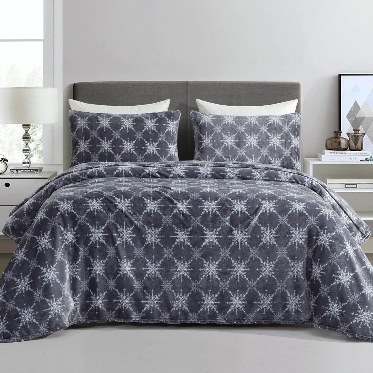 Elegant Comfort Luxuriously Soft 4-Piece Holiday Velvet Plush Flannel Sheet Set - Premium Quality - Cozy Warm, Christmas Fuzzy Velvet Flannel Fleece Deep Pocket Sheet Set - Queen, Gray Snowflake