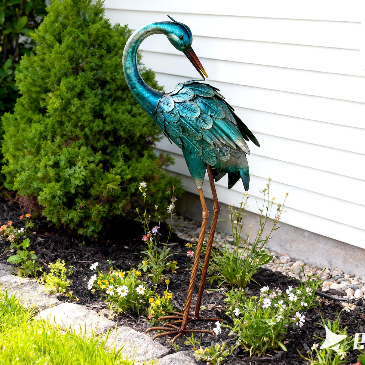 chisheen Crane Garden Statues, Metal Garden Crane Outdoor, Blue Heron Sculpture Metal Yard Art, Large Heron Decoy, Bird Statues, Lawn Ornaments for Backyard Pond Patio Porch Outside Decorations