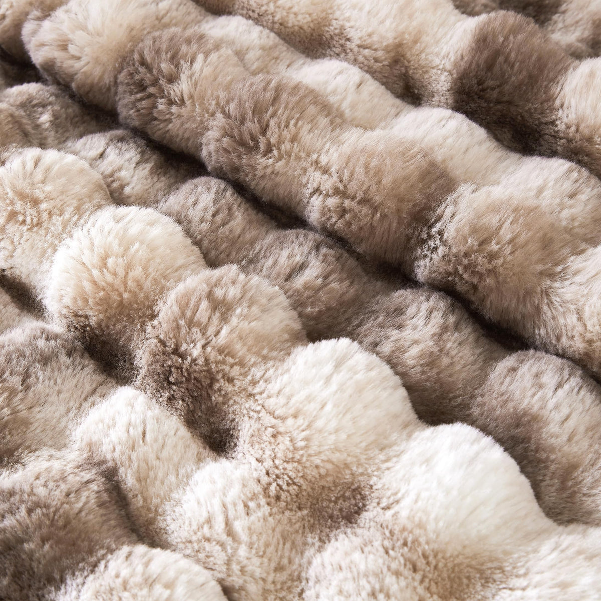 Serenhom 50"x60" Ultra-Soft Fuzzy Faux Fur Throw Blanket, Brown Tie Dye