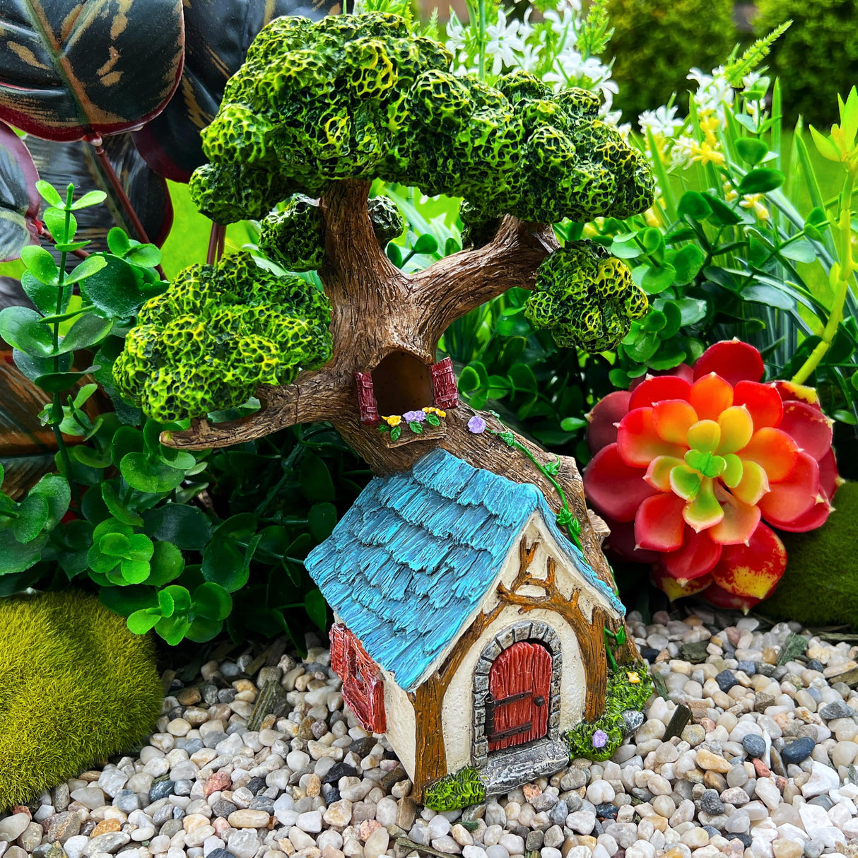 Mood Lab Fairy Garden Figurines - Tree House (8.5" H) - Miniature Decorative House - Outdoor & Indoor Garden Decor