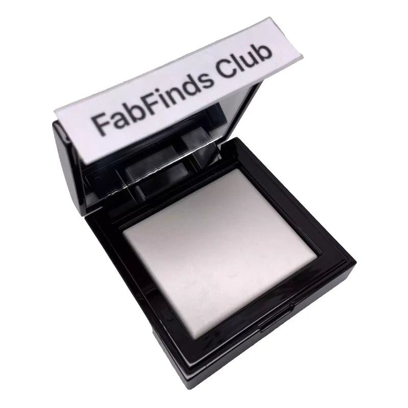 Laura Mercier Secret Blurring Powder For Under Eyes Shade 1 LIGHT / MEDIUM