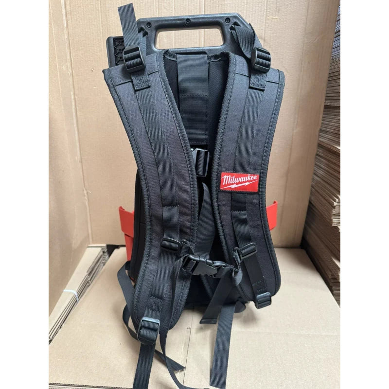 Milwaukee M18 Switch Tank 4-Gallon Backpack Sprayer - Red (2820-20PS)