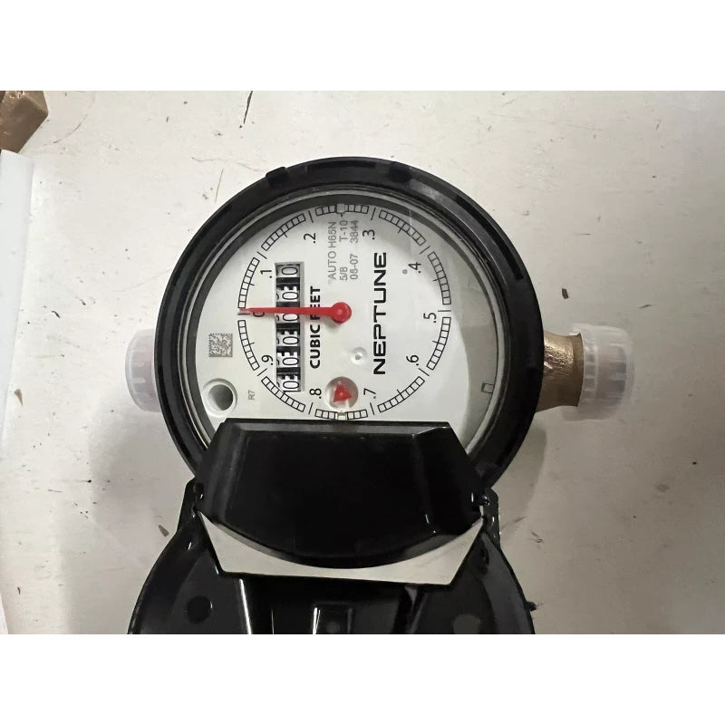 Neptune 5/8x3/4 NEW T-10  Direct Read Cubic Feet Water Meter NSF61