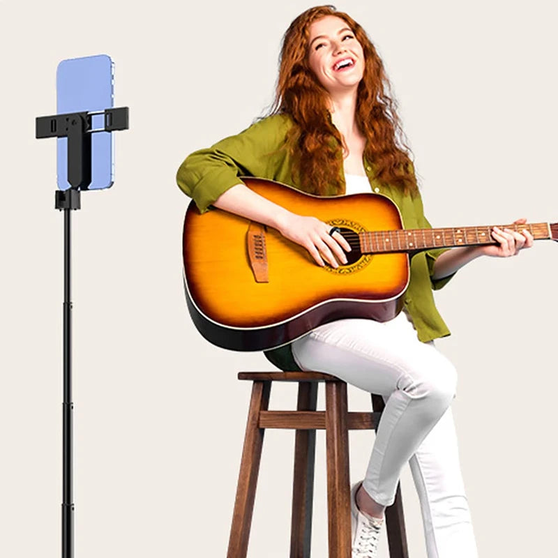 Fingertip Wireless Bluetooth Remote Control, TIK-to-k Remote Control APP Kindle Page Turner, Scrolling Rings Rechargeable Camera Remote for Phones Tablets(Black)