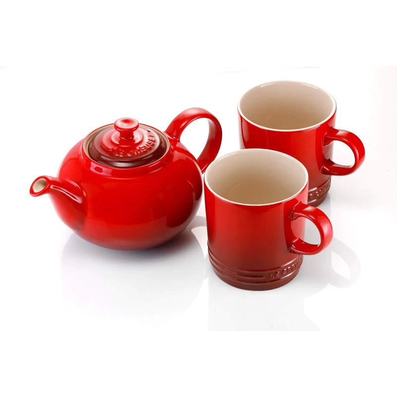 Le Creuset Stoneware Traditional Teapot, 1.4 qt., Cerise