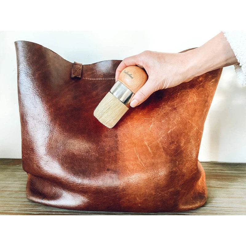 Skidmore's Skidmore's Leather Cream: All-Natural, Non-Toxic Leather Care Made in USA Since 1984. Water Repellent Formula Restores Leather Couches, Car Seats, Boots, Shoes, Purses, Bags, and Tack. 16 Oz